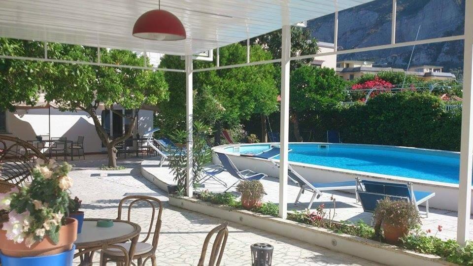 V Harmony In Sorrento Bed and Breakfast Meta Εξωτερικό φωτογραφία